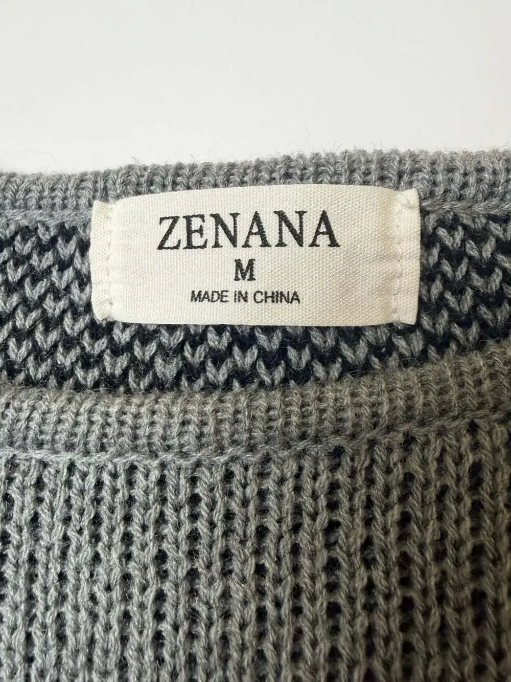 Zenana Distressed Star Knit Sweater Gray Black Long Sleeve Women’s Medium - Picture 4 of 11